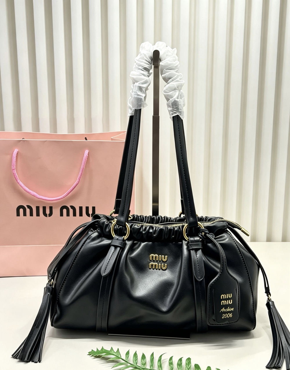 🖤 Miu Miu Archive Leather Shoulder Bag